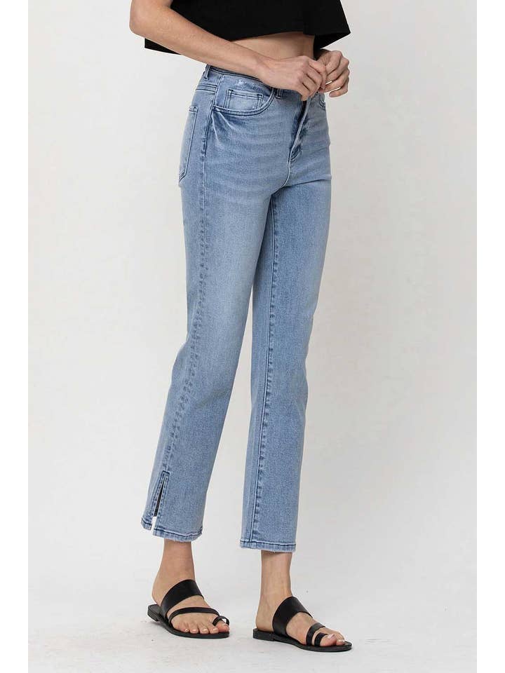 HA BARMHÄRTIGHET SUPERHÖGA RAKA JEANS MED CROP SIDE SLITS V2407 för wholesale på Faire