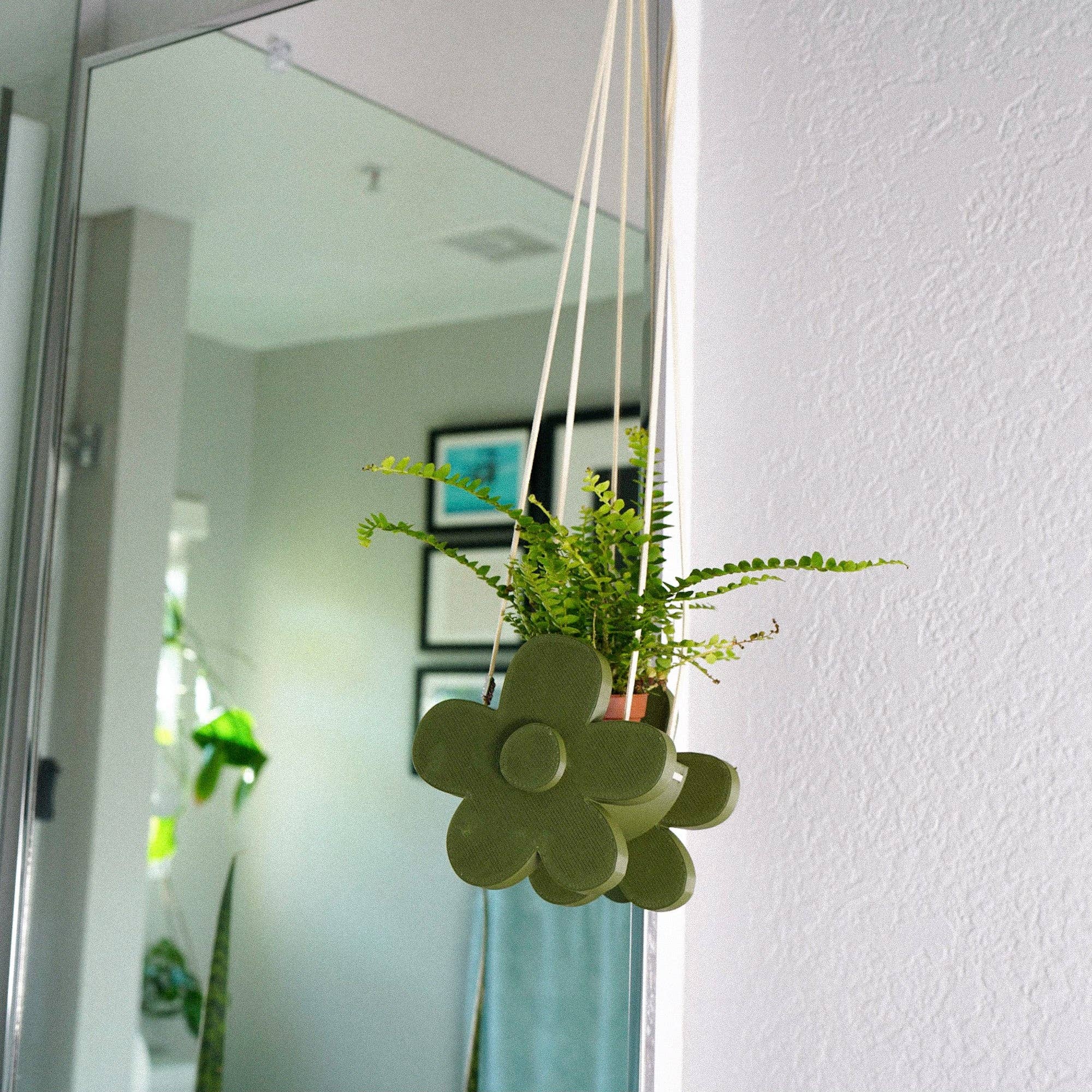 Rosebud Homegoods - Wholesale Hanging Planter - Indoor Hanging Planter, Daisy17