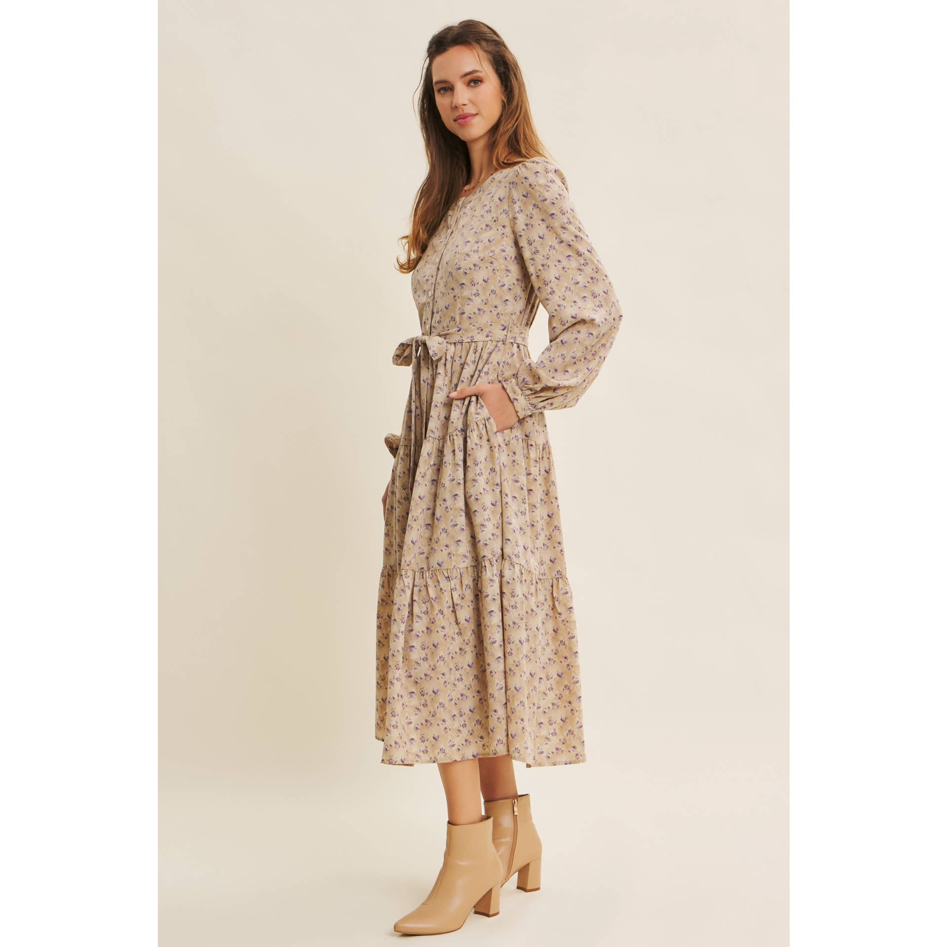 PIETRA MULTI ABITO MIDI FLOREALE MODERNO CON VOLANT E CINTURA in vendita all'ingrosso su Faire10