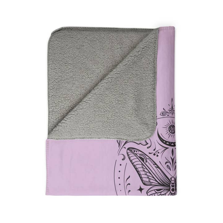 Light Breeze Candle Co. - Wholesale Throw Blanket - Mystical Butterfly Fleece Sherpa Blanket3