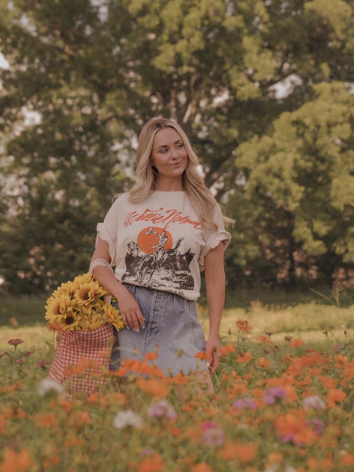 LivyLu - Wholesale Screen Printed T-Shirt - Unisex - Willie Nelson Country Willie Off White Thrifted Graphic Tee 7