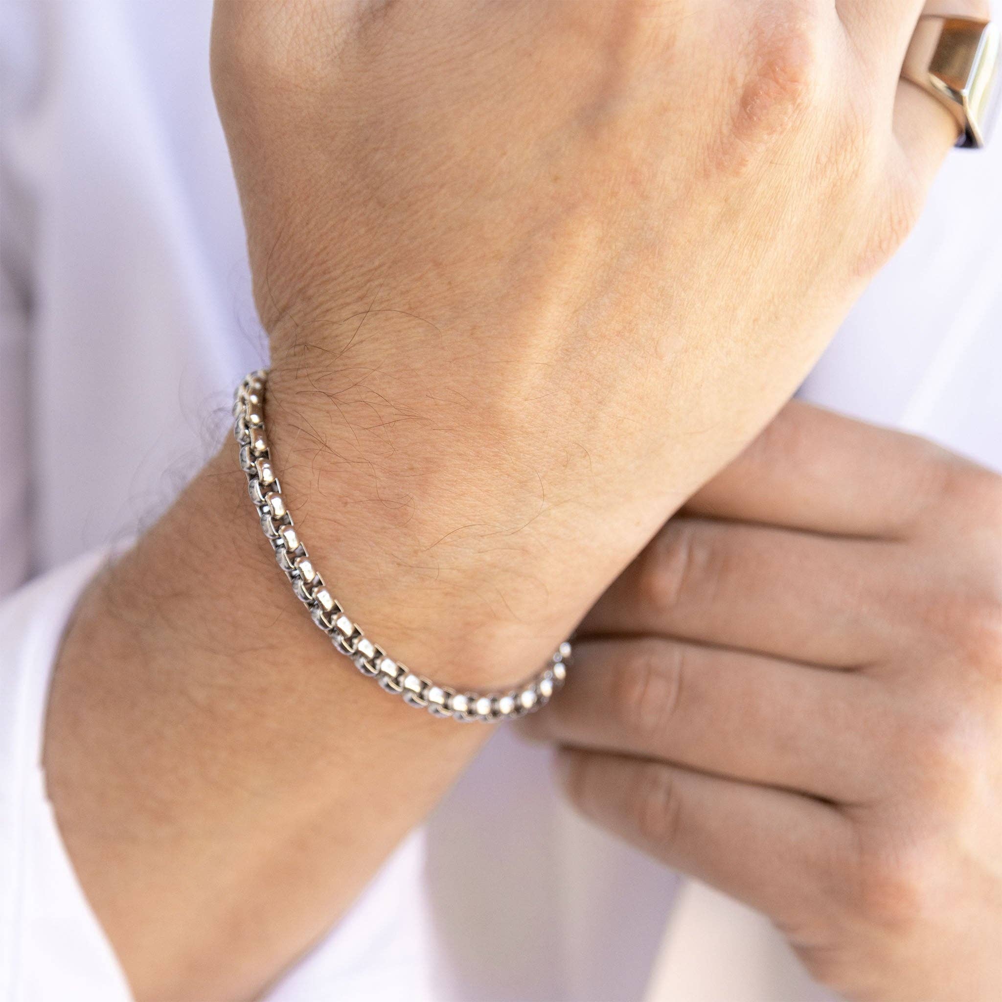 WJW - Wholesale Link & Chain Bracelet - 18K Gold PVD Chain Metal Clasp Men's Bracelet1