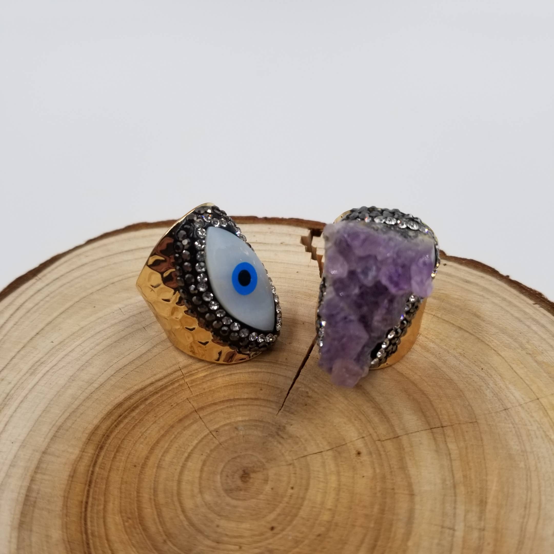 CHAKRA JEWELRY - Vendita all'ingrosso Anelli cocktail/statement - Anello fatto a mano con ametista naturale e malocchio4