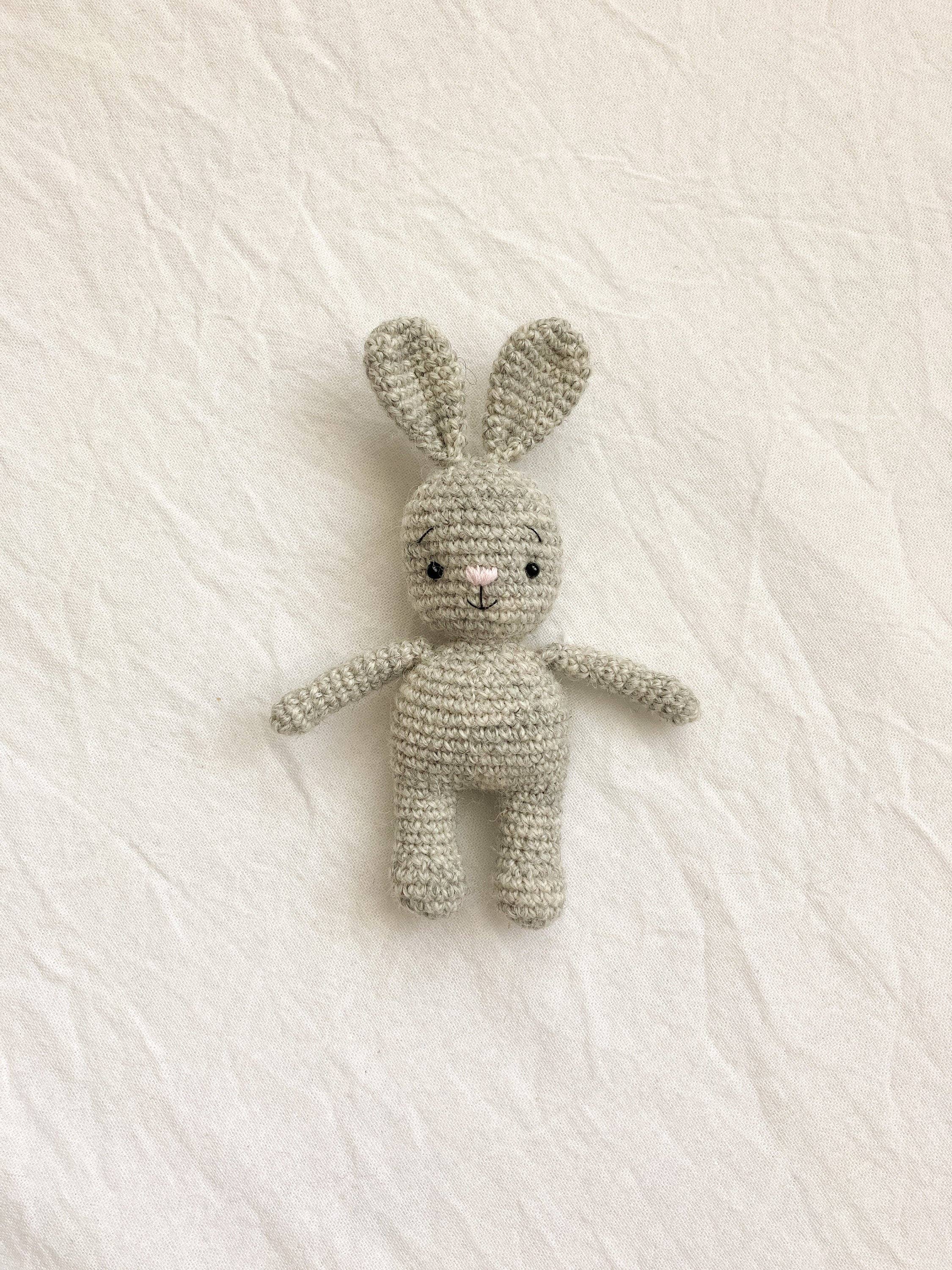 Anh2 LTD - Wholesale Stuffed/Plush Toy - Kids & Baby - Crochet Little Rabbit in Carrot Sleeping Bag, Easter Gift6