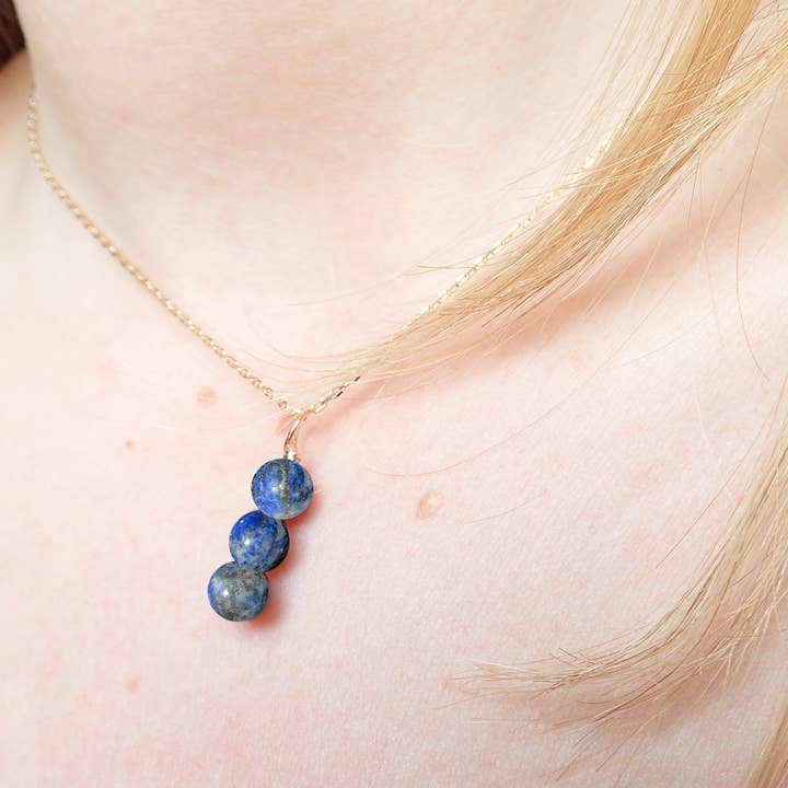 Collier Léa - Lapis Lazuli pour la vente par Mademoiselle Moana
