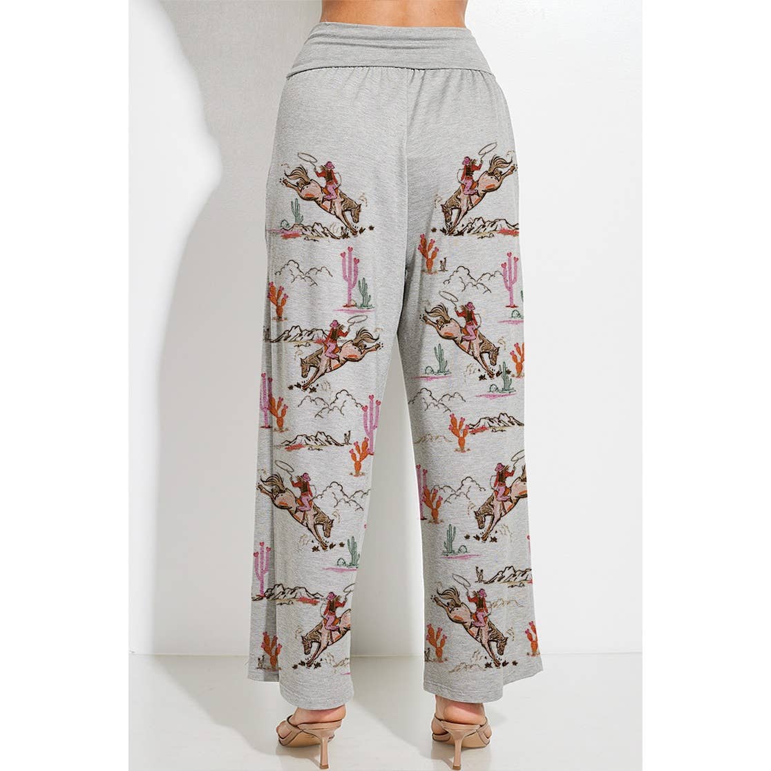 Phil Love – wholesale Mjukisset – Dam – Cowgirl kort linne och höga byxor set13