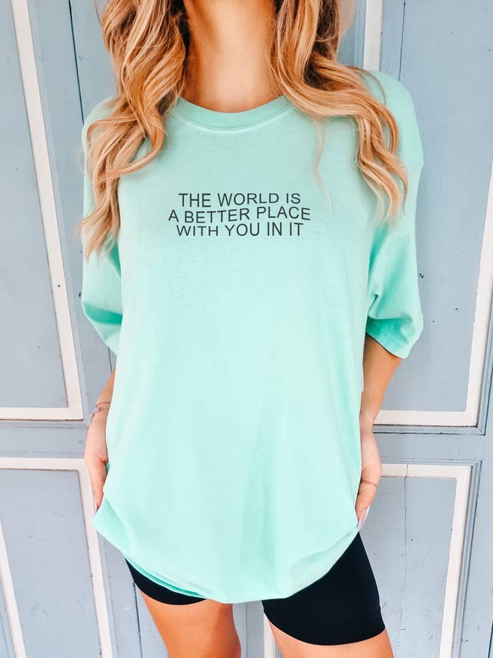 LOLA MAGNOLIA - Wholesale T-Shirt (Graphic) - Women's - BETTER PLACE TEE