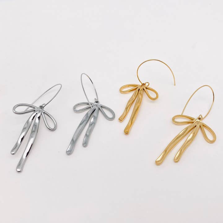 Mio Queena - Wholesale Dangle Earrings - 18k Gold Stainless Steel Bow Dangle Earrings - FGS