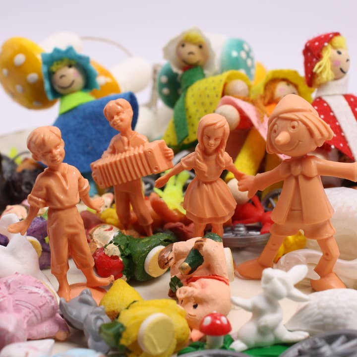 Meyer Imports - Wholesale Decorative Figurine - Mega Mini Mix Set! Vintage Miniatures - 4oz - IV3-36658