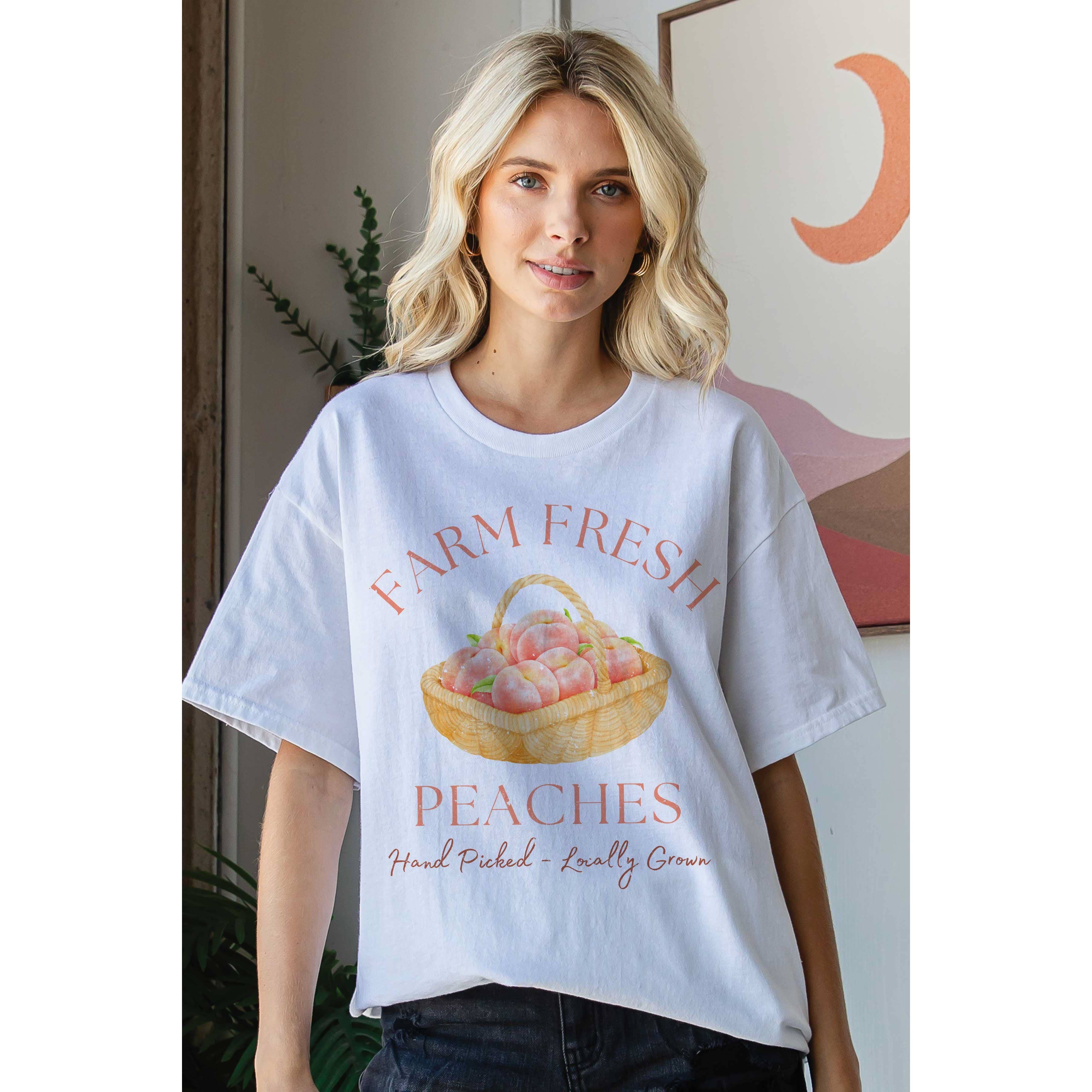 BLUME & CO. – wholesale T-shirt med logga - Dam – ÖVERSTOR GRAFISK T-SHIRT MED FARM FÄRSKA PERSIKOR1