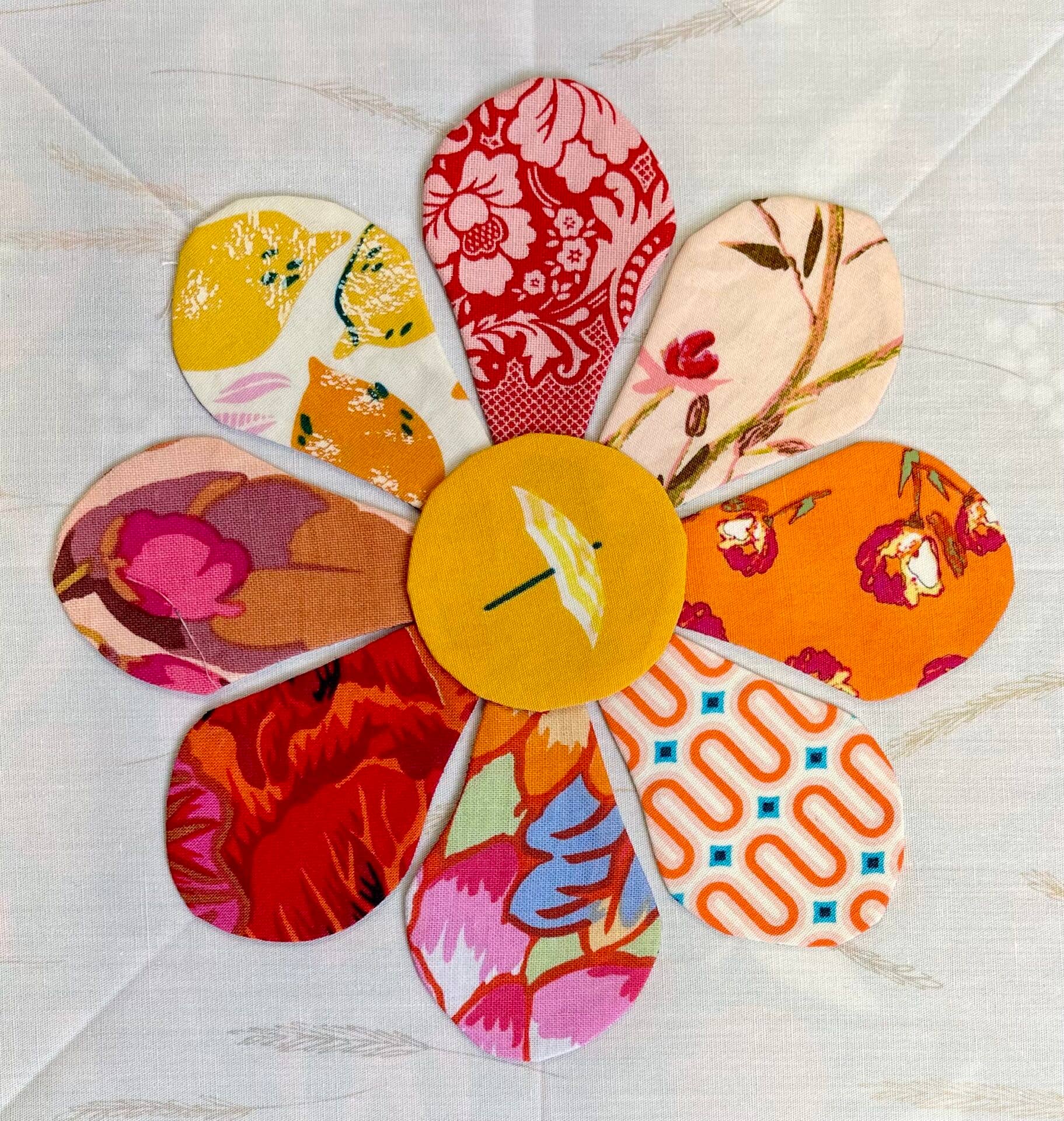 Free Bird Quilting Designs - Wholesale Quilt - 26. The Little Petals Quilt7