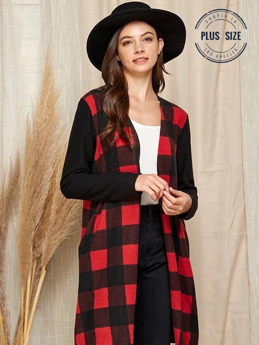 Shopin LA – wholesale Jacka - Dam – SG21021P. - PLUS RUTIG FLÄTAD ÖPPEN DRAPERAD KOFTA FRAM