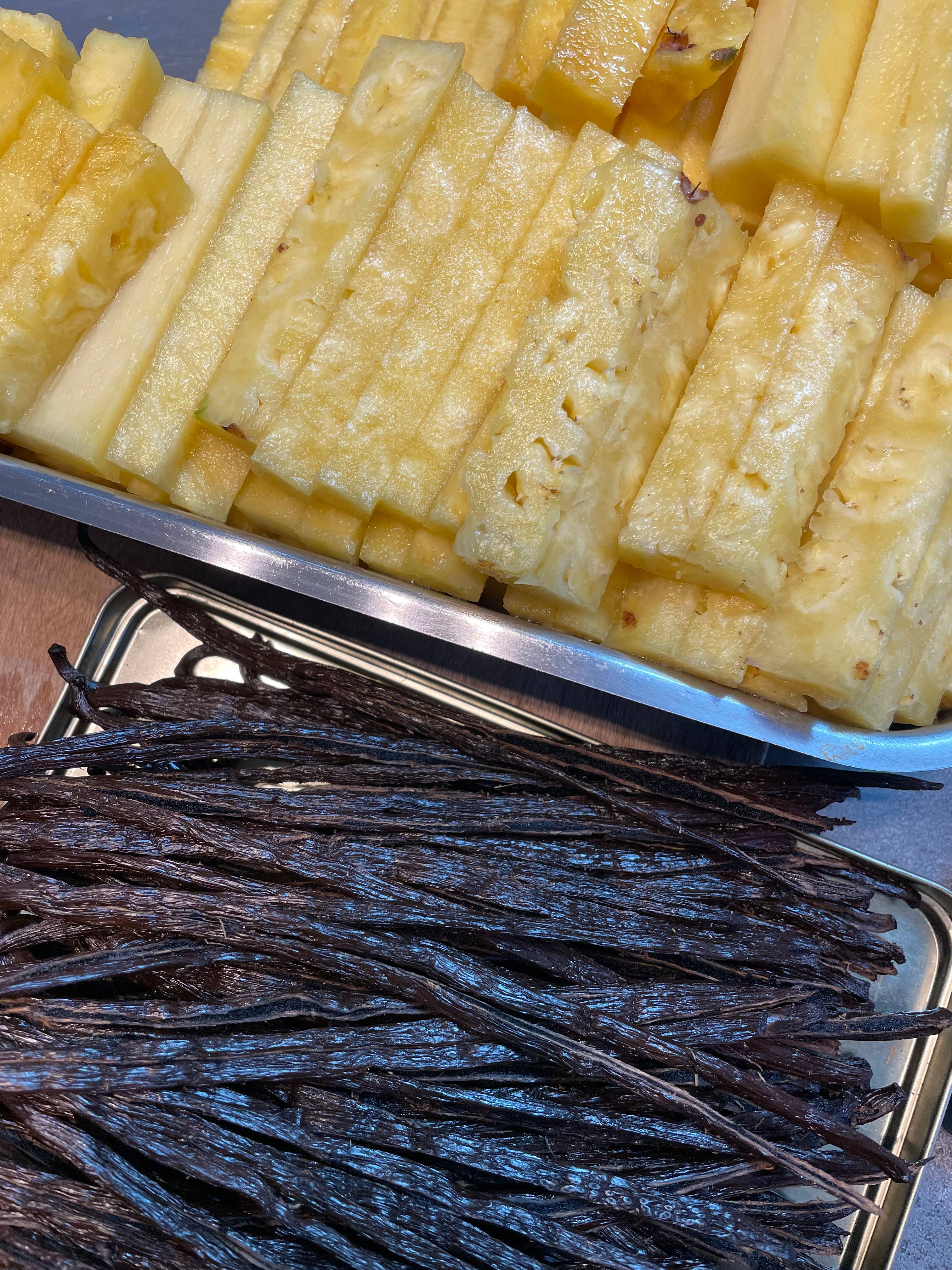 Alchimie - Wholesale Rum - Pineapple Vanilla rum1