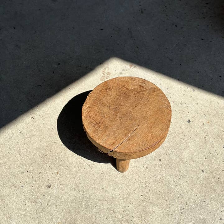 Office Objets - Wholesale Stool - Small low three-legged stool in upcycled blond teak D:30 H:1539