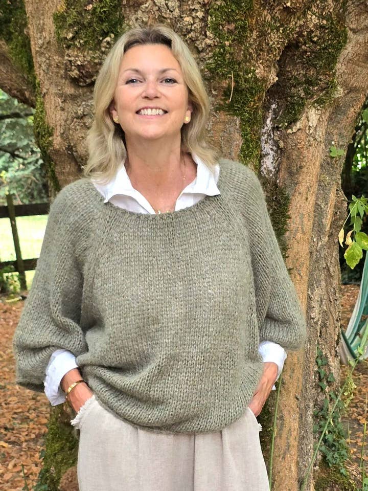 Cadenza Italy Ltd - Wholesale Knitted jumper – Women′s - Alpaca Blend Swing Jumper3