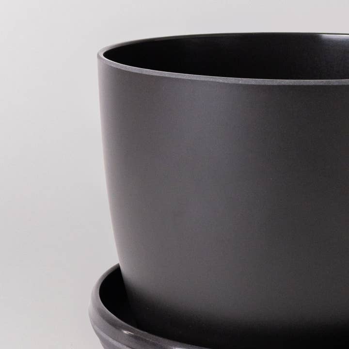 Kanso Designs - Wholesale Plant Pot - 7" Bamboo Fibre Planter Pot (Black)