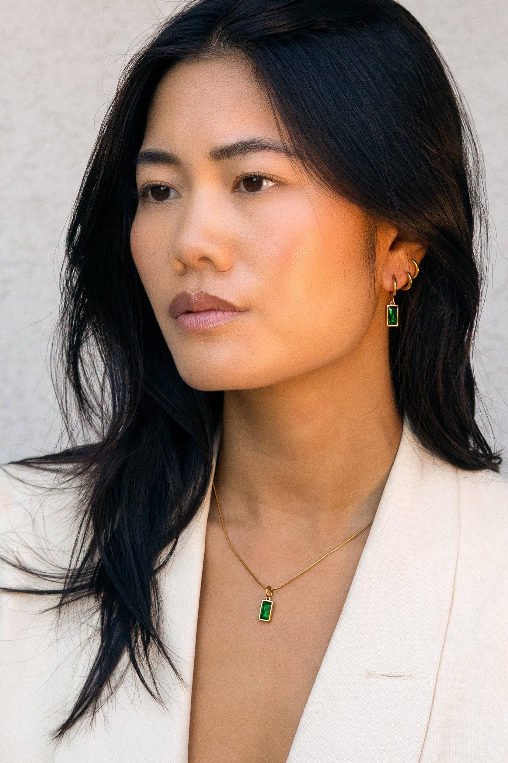 Peter and June - Wholesale Pendant/Charm Necklace - Vanessa Necklace - 18K Gold Plated