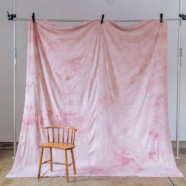 Hand-Dyed Fabric Photo Backdrop for Weddings PEONY for wholesale by Goldy Way