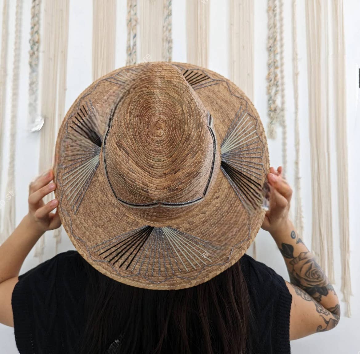 The Faria - Wholesale Straw Hat - Women's - Straw hat with embroidered decoration4