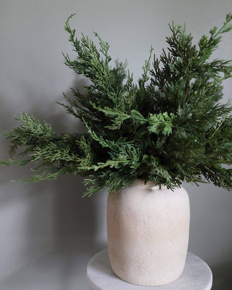 Prestige Botanicals - Venta al por mayor Plantas artificiales - Rama de Cedro y Enebro 30"5