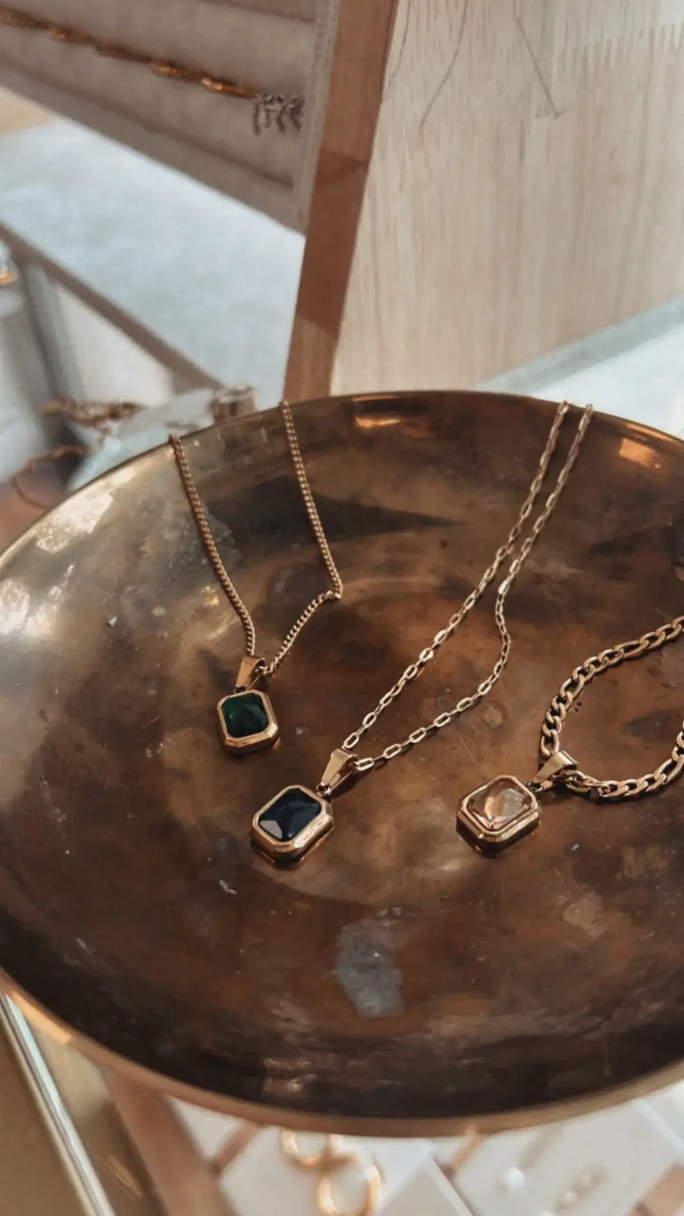 November’s Eve Jewelry – wholesale Hänge-/berlockhalsband – Halle halsband1