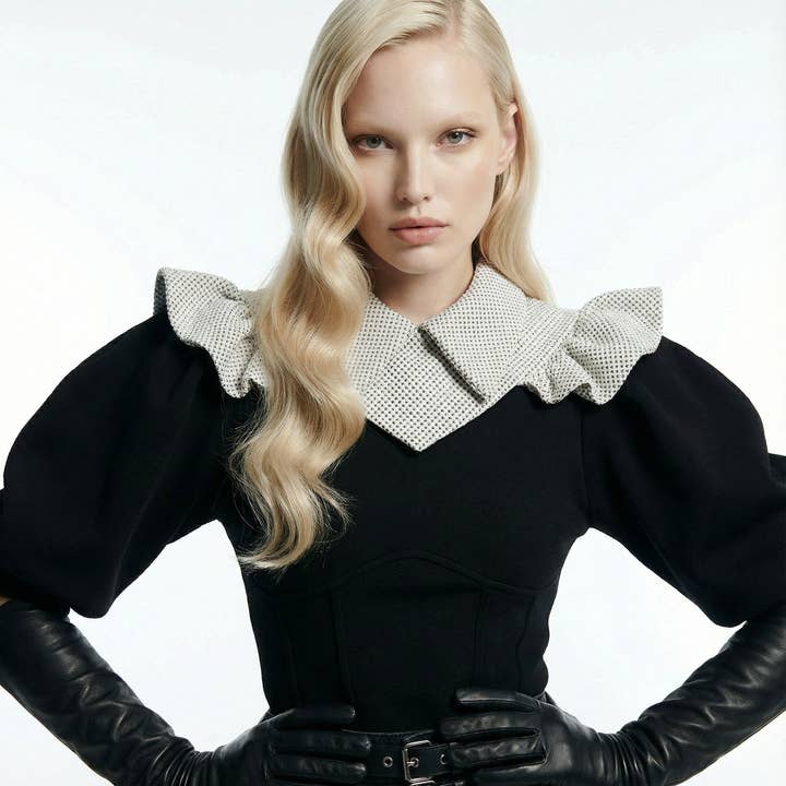 Witte Netachtige Sportieve Nek Kraag voor wholesale door Sumie Tachibana