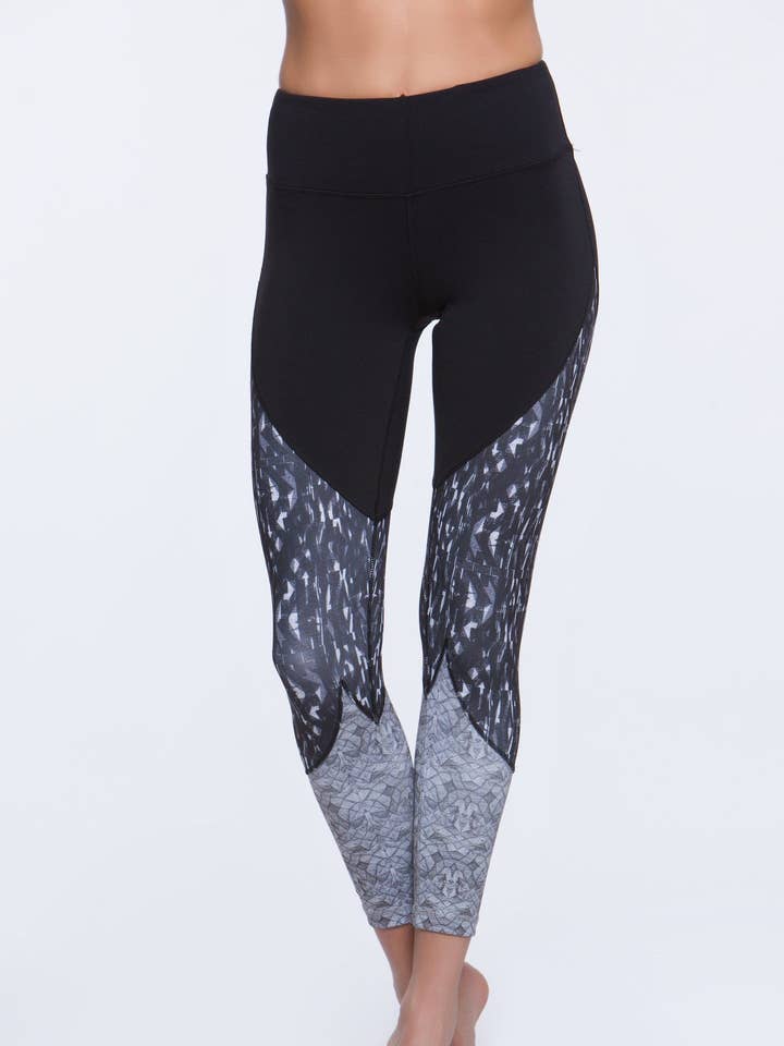 PopArt Legging for wholesale by Titika Active