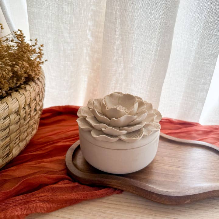 Mísis Handmade Home decor - Wholesale Jewelry Dish - Camellia Jewelry Box3