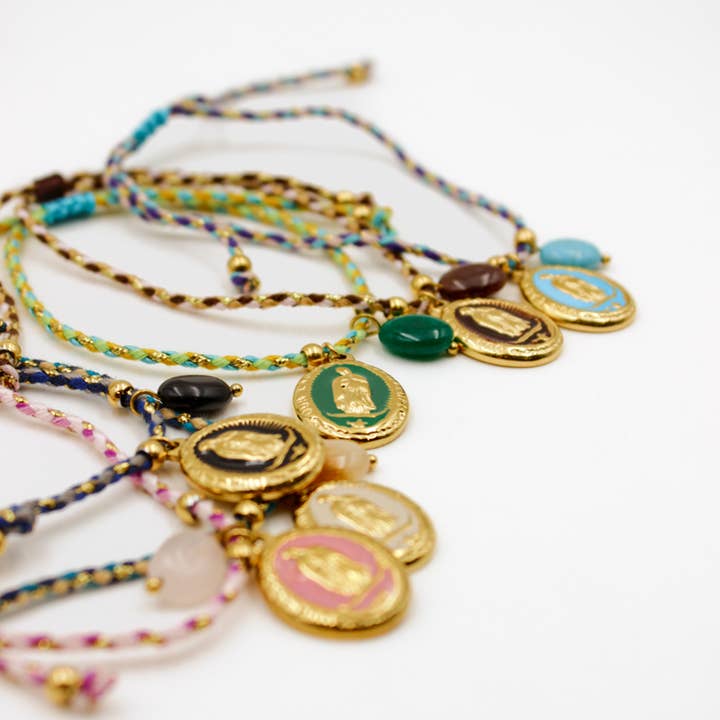 Lot de 6 Bracelets cordons madones - JULIE pour la vente par L'Atelier des Dames