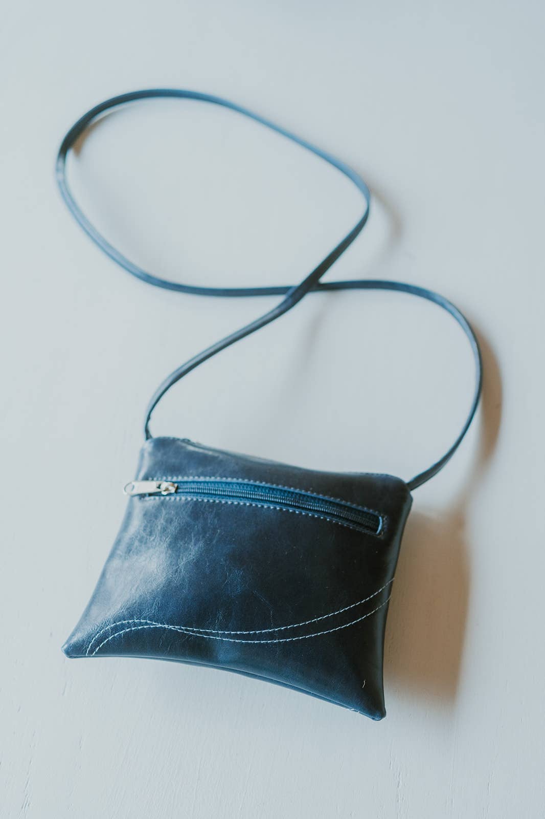 Crystalyn Kae Accessories – bolsa tiracolo - Mulher por atacado – Cha Cha - Pequena Mala a Tiracolo com alça ajustável Lavável à Máquina3