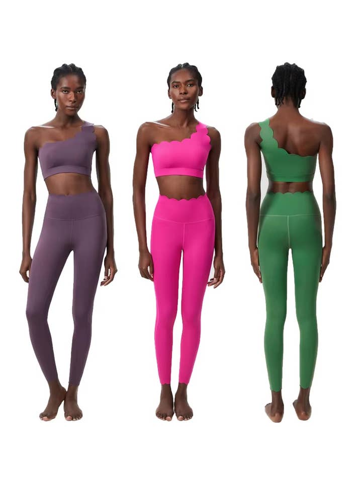 Belsize Activewear – Großhandel Sportbekleidungsset – Damen – Scallop Activewear-Set Pilates-, Yoga- & Fitness-Outfit6