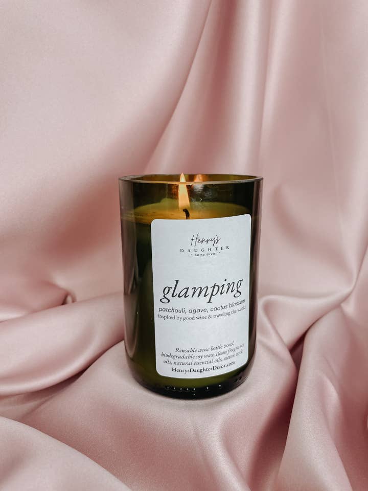 Glamping vinflaske stearinlys (Agave & Patchouli) for engroshandel hos Henry’s Daughter Home Decor