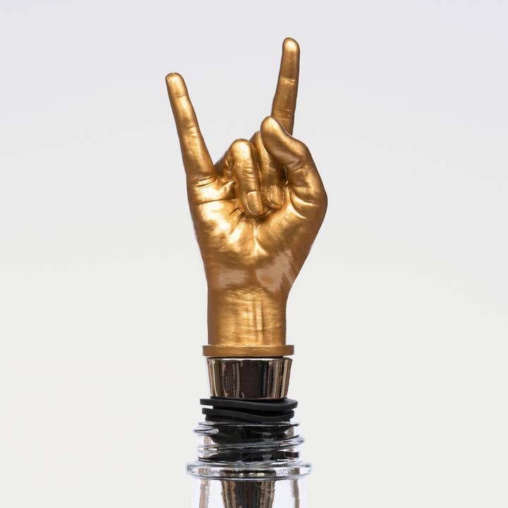 SUCK UK Ltd - USA - Wholesale Wine Stopper - Rock On Bottle Stopper4