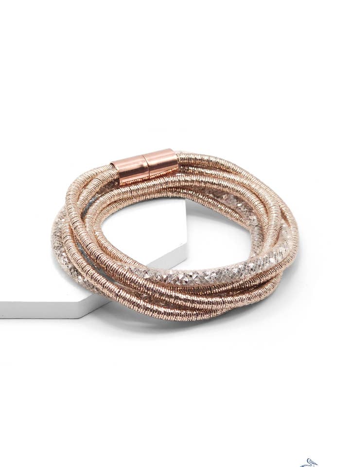 Trinity Gleam - Bracelet en Or Rose pour la vente par Sunset Marsh LLC