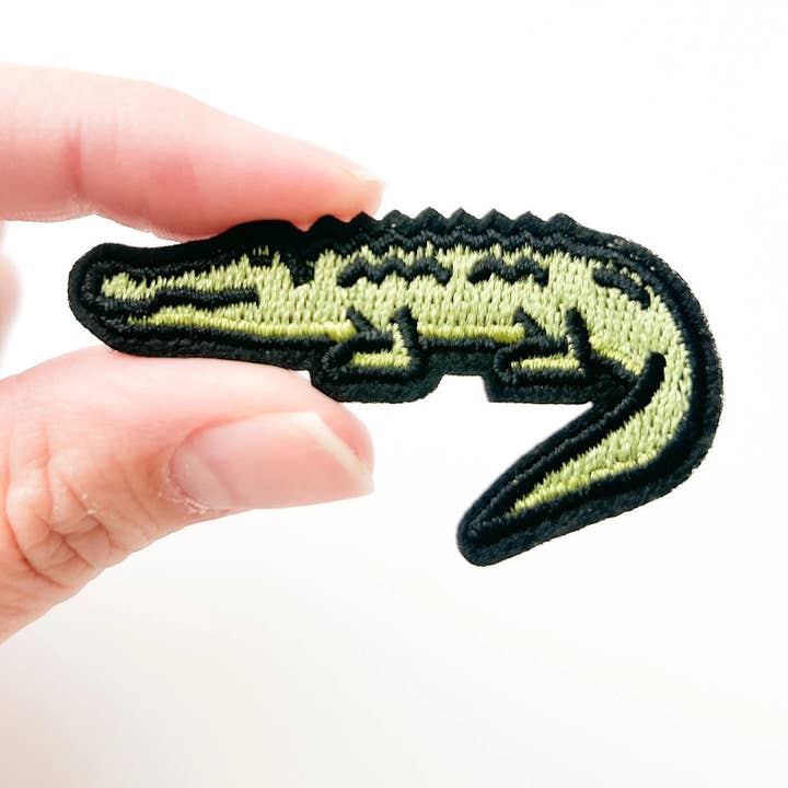 Field Trip Threads - Wholesale Patch - Alligator Embroidered Iron On Patch Green Crocodile0