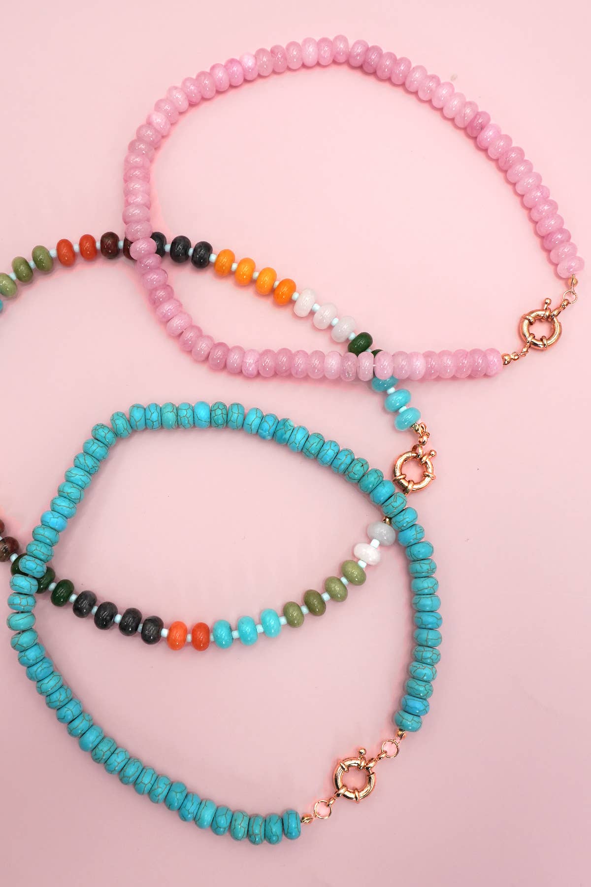 JOSSLYN by wall to wall - Wholesale Beaded/Pearl Necklace - NATURAL STONE CHARM  SPRING CLASP BEADED NECKLACE | 40NK94614