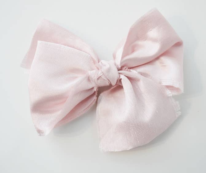 Heidy Berry – Großhandel Haarschleife – Kinder – Baby Haarschleife Blush Rosa Seide Leinen, Shades Stoff4