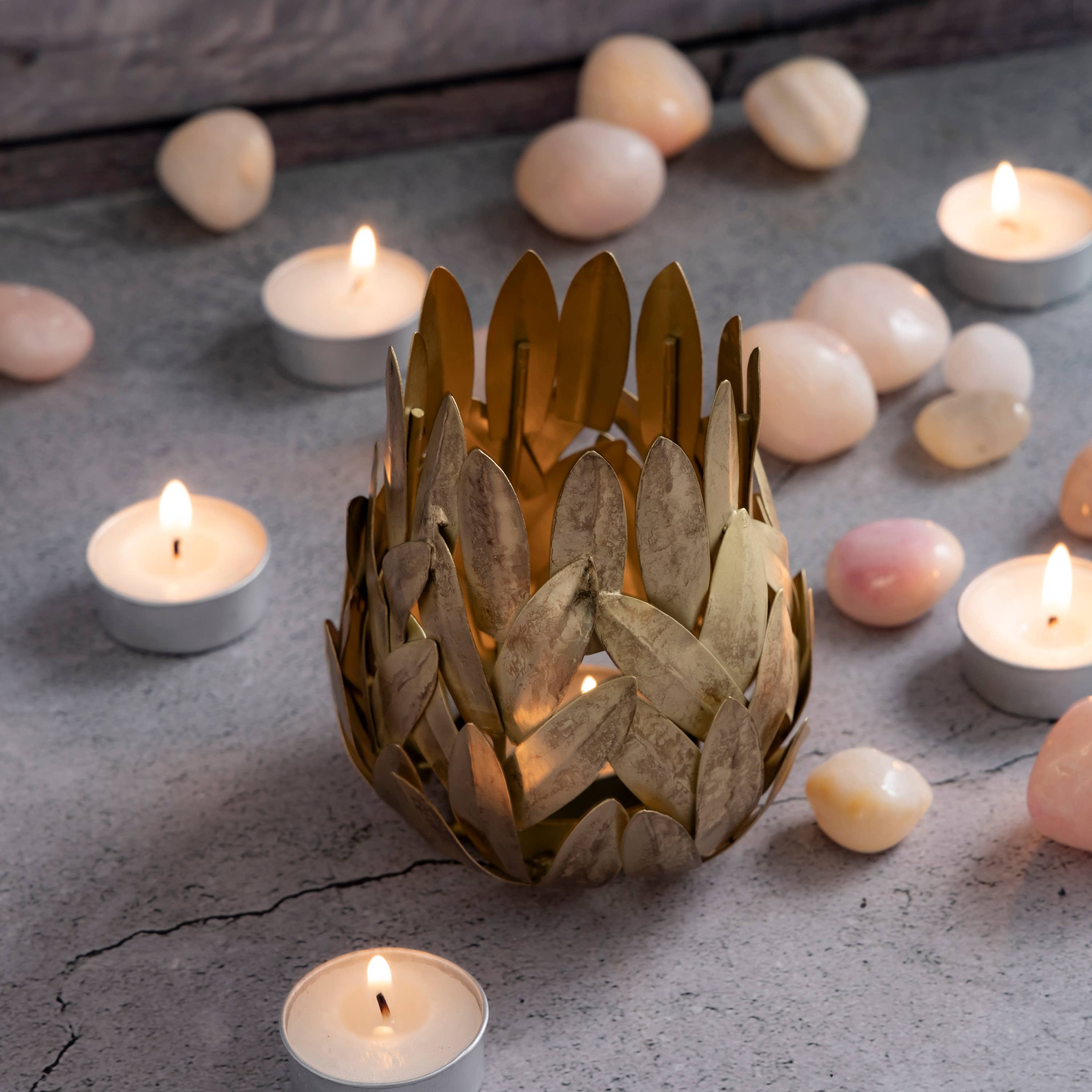 Votive Dia 3.75" Gold Crackle for wholesale on Faire6