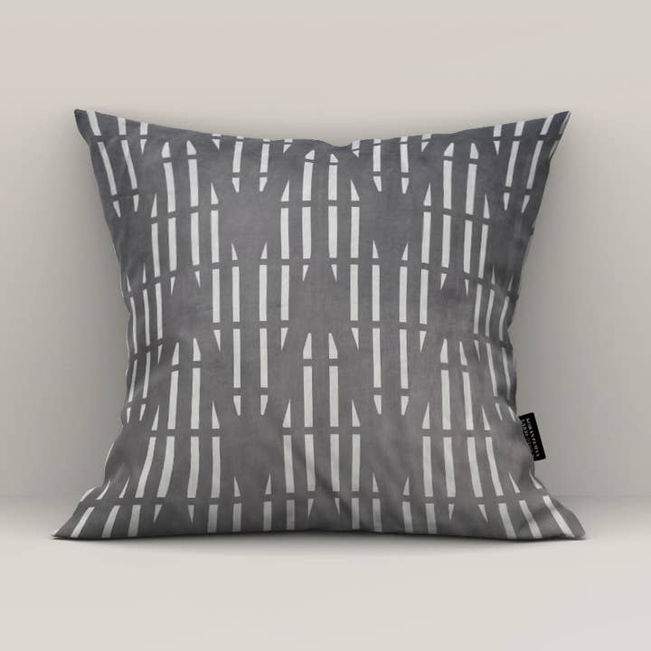 FRACTALS | B|W I for wholesale by Korantemaa Larbi