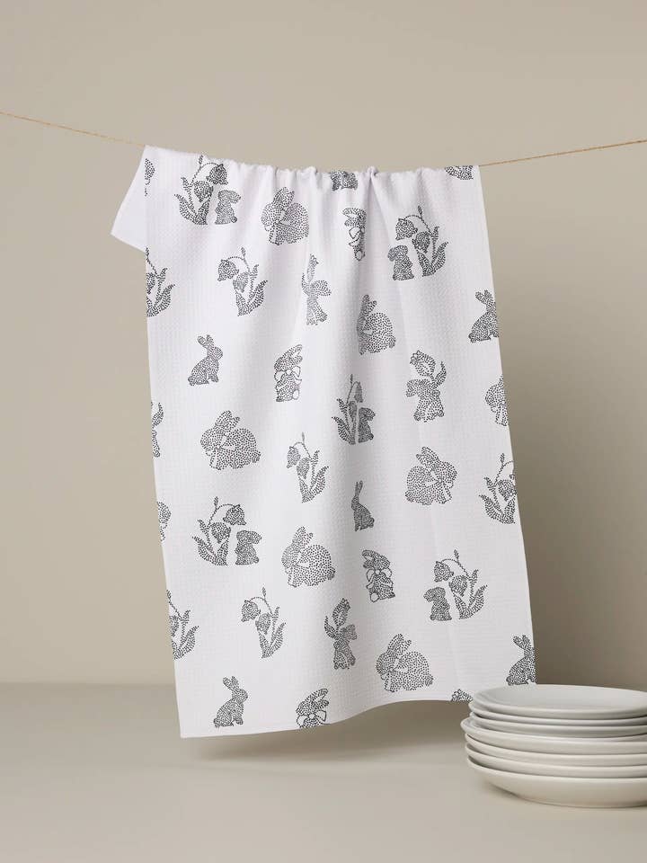 Konijnenstipjes Theedoek voor wholesale door Geometry