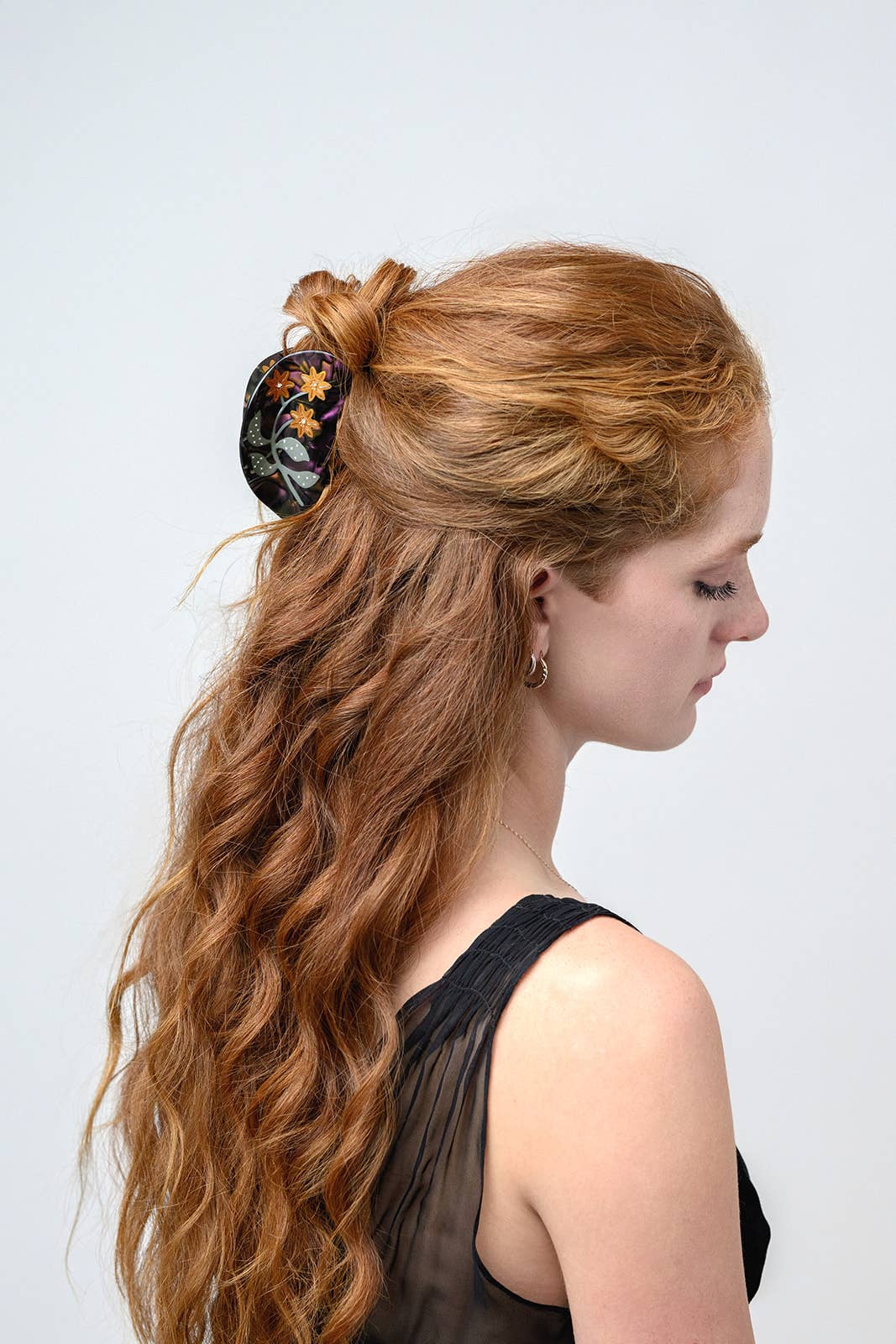 WINONA IRENE - Wholesale Hair Clip - Women's - Lady's Mantle Flower Hair Claw in Purple and Gold Acetate2