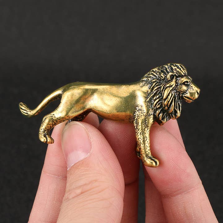 Gemcohub - Wholesale Decorative Figurine - Brass Domineering Lion Animal Ornaments Miniature Model3
