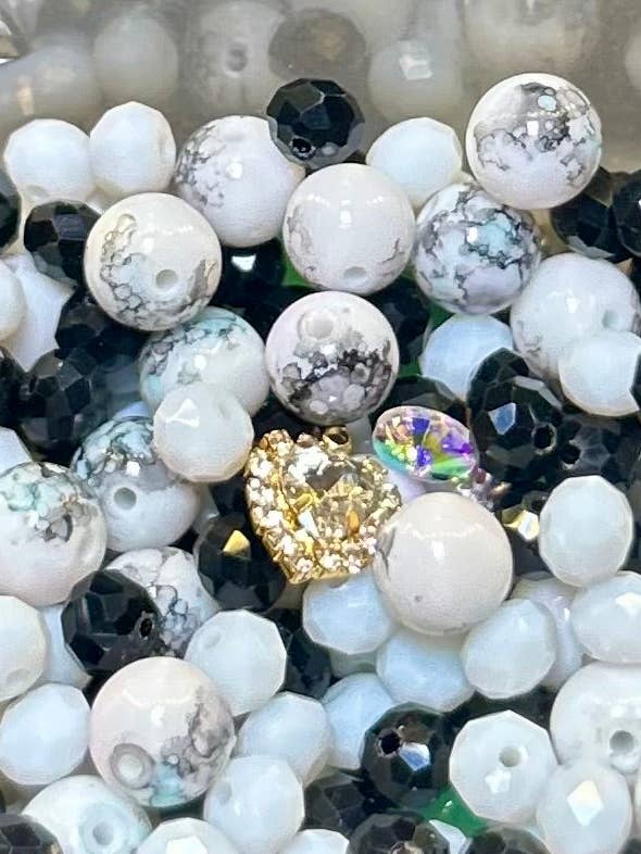 #580 for wholesale by The beaded vault