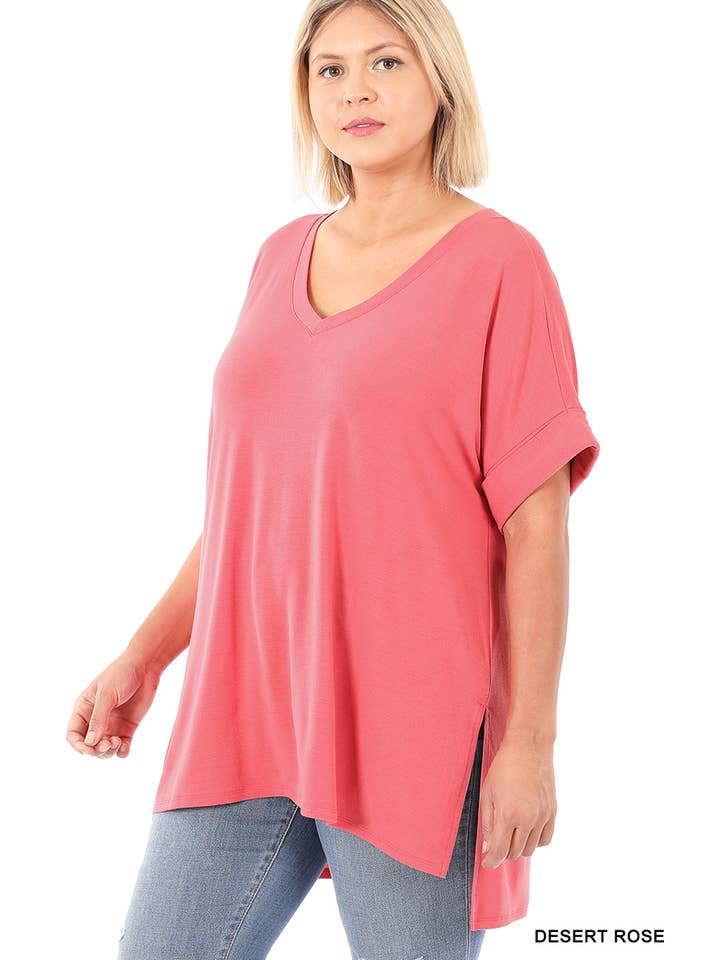 42POPS - Wholesale Tunic - Women's - `"..._ Plus size V Neck Top w/ side-slit
