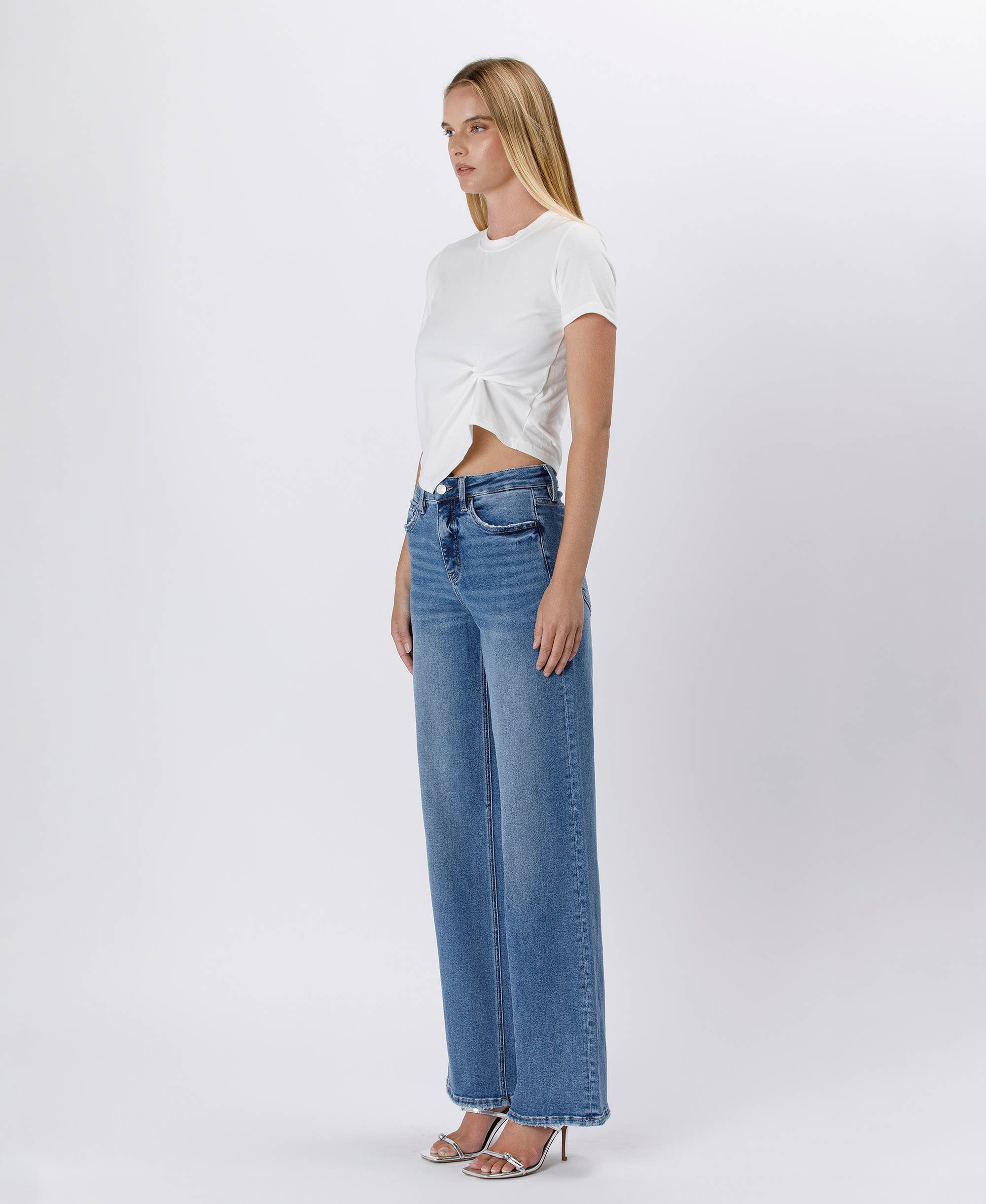 SUPREME TUMMY CONTROL SUPER HIGH RISE BAGGY WIDE JEANS LV1574 for wholesale on Faire8