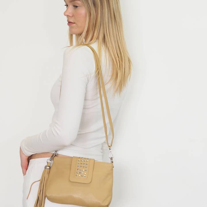 Cadelle Leather - Wholesale Crossbody Bag - Women's - Gigi Crossbody | Camel1