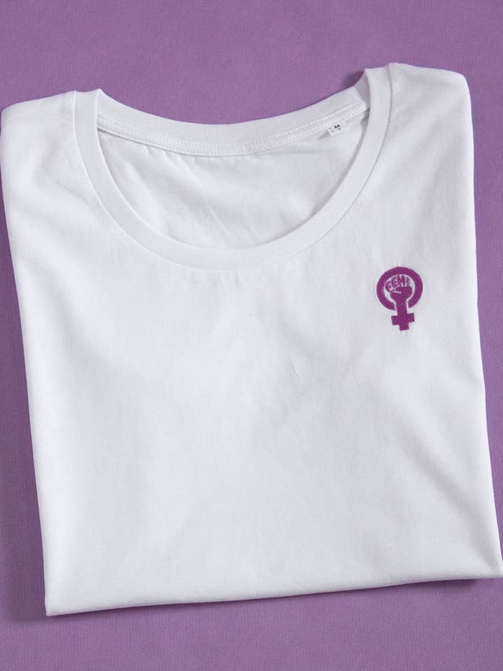 T-shirt à logo brodé (BLANC) pour la vente par FEM