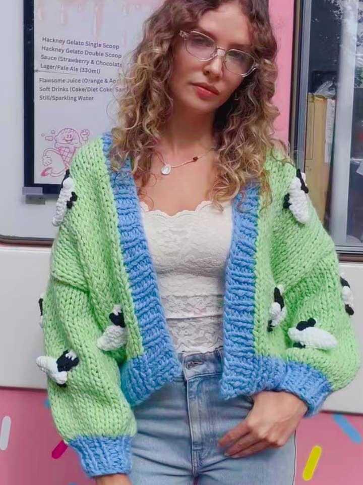 Casaco de malha à mão com padrão de Shaun the Sheep por atacado de CY FASHION. LONDON