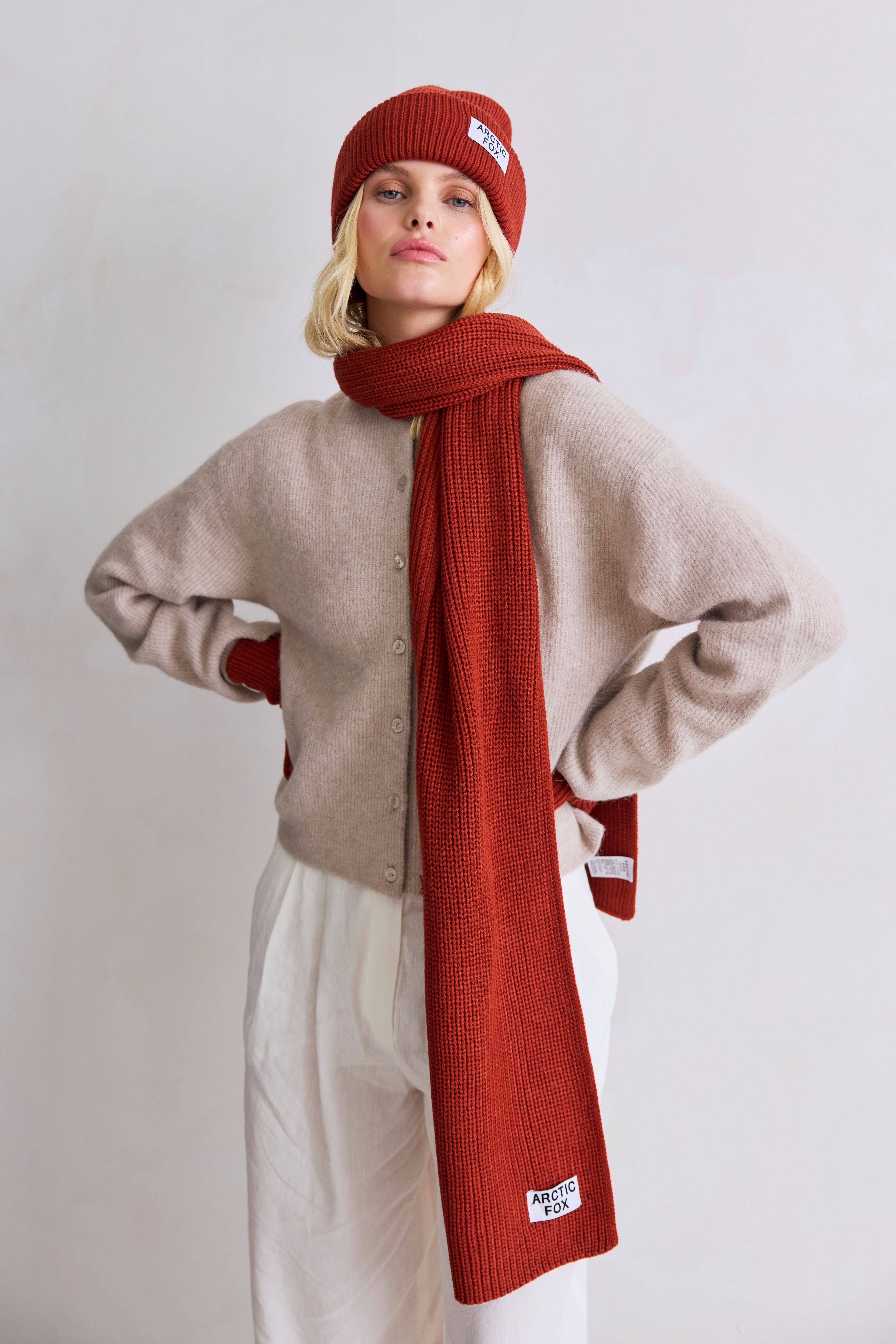 ARCTIC FOX & CO. – wholesale Mössa - Unisex – Återvunnen flaska mössa - djup terrakotta - AW258