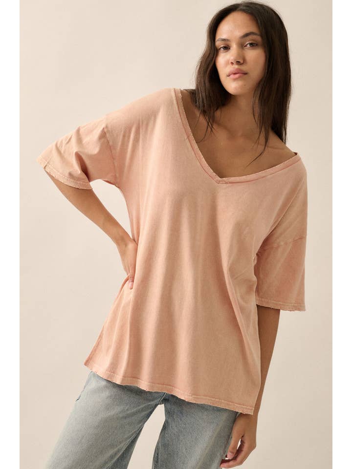 Promesa USA - Wholesale T-Shirt - Women's - Oversized Mineral Washed V-Neck T-Shirt